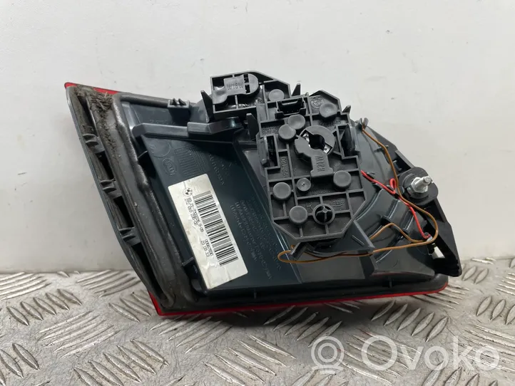 BMW M5 Lampy tylnej klapy bagażnika 7203226