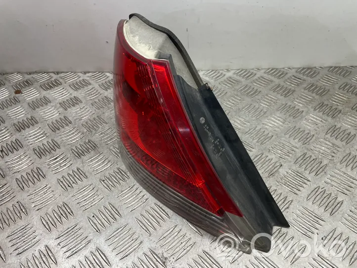 BMW 7 E65 E66 Lampa tylna 