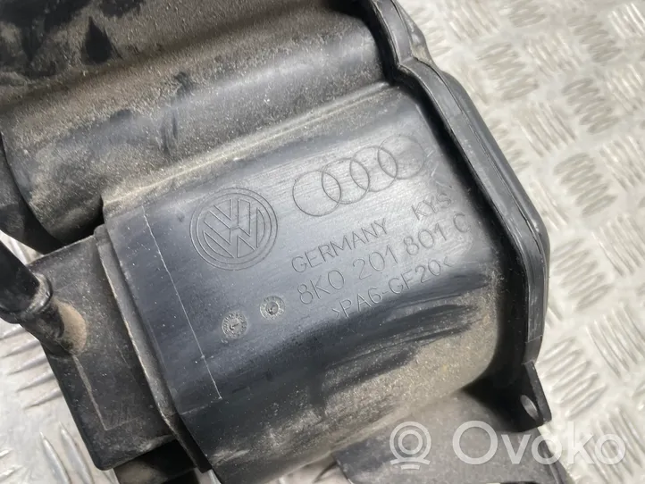 Audi A4 S4 B8 8K Aktiivihiilisuodattimen polttoainehöyrysäiliö 8K0201801C