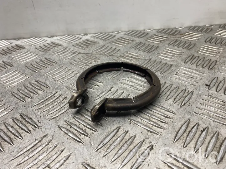 BMW 3 F30 F35 F31 Morsetto per la connessione del tubo della marmitta 8512137