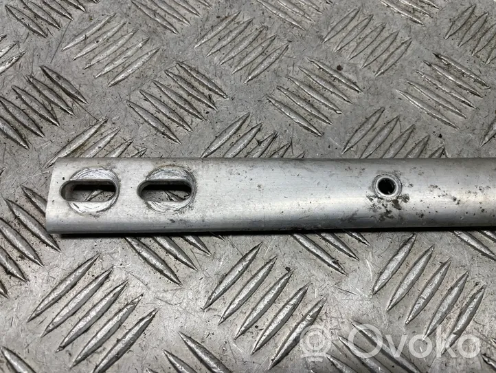 BMW M3 Kita variklio skyriaus detalė 8044553