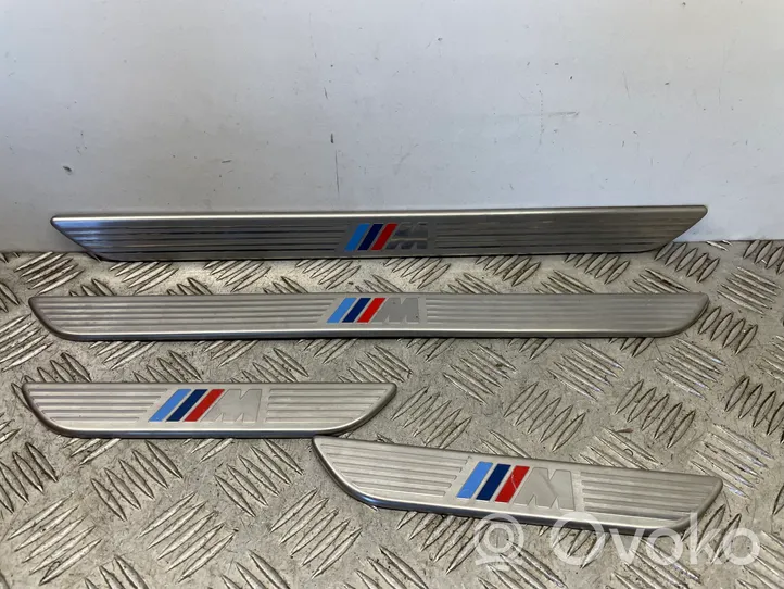 BMW X5 E70 Set di rifiniture davanzale (interno) 7205265