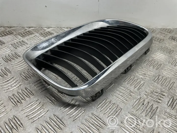 BMW 3 E92 E93 Front bumper upper radiator grill 7254968