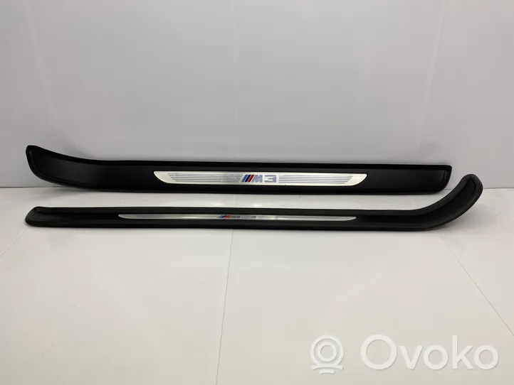 BMW 3 E92 E93 Zestaw listew progowych (wewnętrznych) 7900751