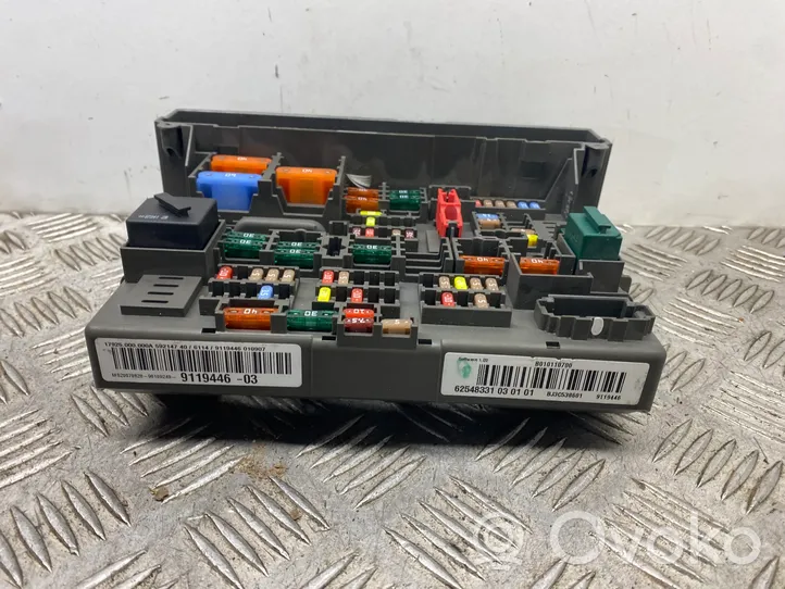 BMW 3 E90 E91 Fuse module 9119446