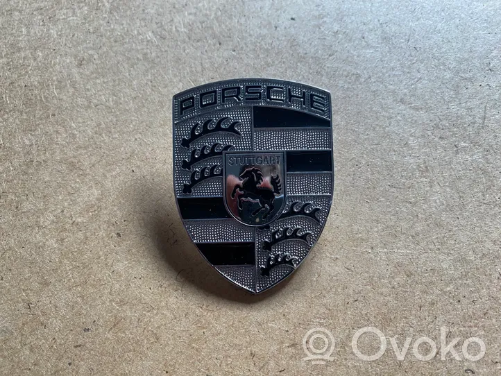 Porsche Cayenne (9Y0 9Y3) Mostrina con logo/emblema della casa automobilistica 95855967600