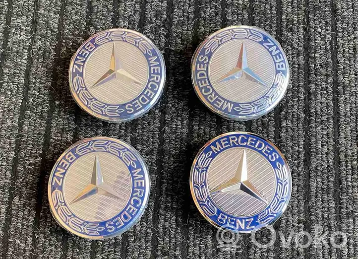 Mercedes-Benz EQC Radnabendeckel Felgendeckel original A1714000025