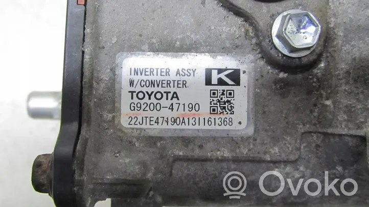 Toyota Auris E180 Jännitteenmuunnin/vaihtosuuntaaja G920047190