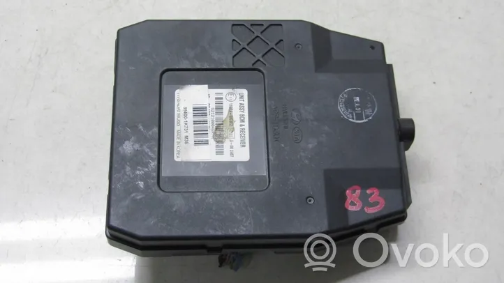 Hyundai ix20 Comfort/convenience module 954001K731