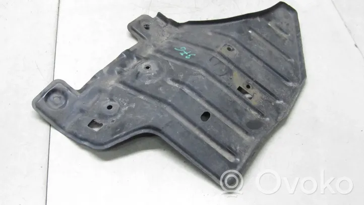 Honda CR-V Front bumper skid plate/under tray 