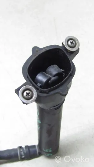 Honda CR-V Headlight washer spray nozzle 
