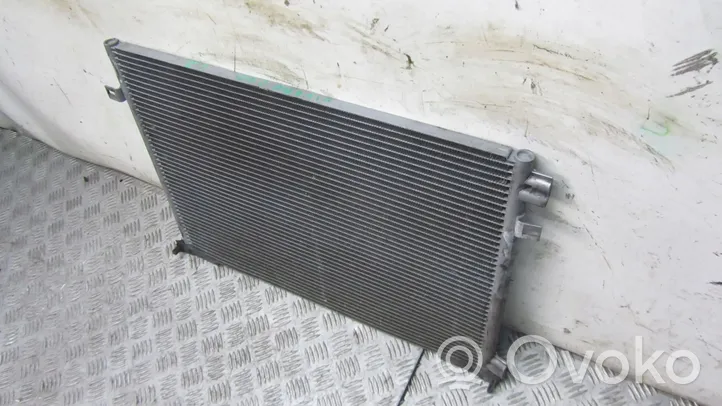 Renault Trafic II (X83) Radiateur condenseur de climatisation 9394537