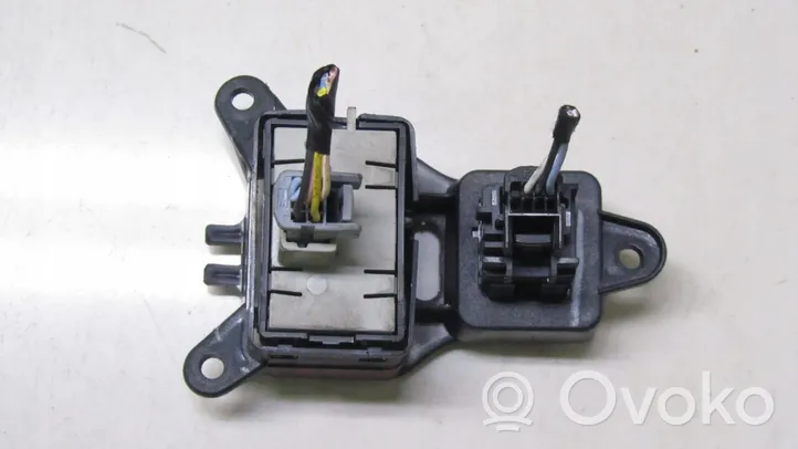 Renault Trafic III (X82) Cruise control switch 