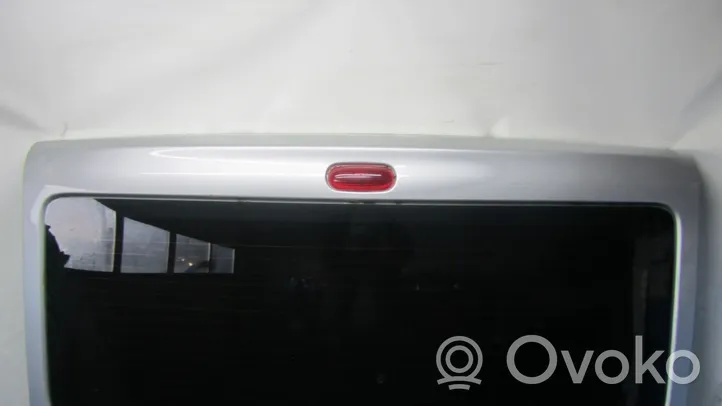 Opel Vivaro Tailgate/trunk/boot lid 