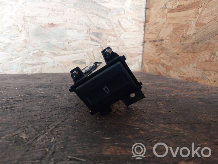 Ford Mondeo Mk III Seat heating switch 1S7113564A