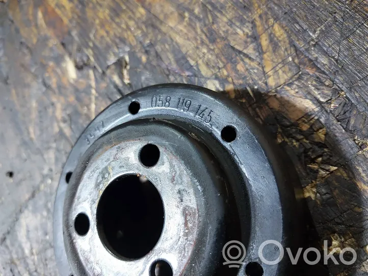 Audi A4 S4 B5 8D Puleggia pompa dell’acqua 058119145