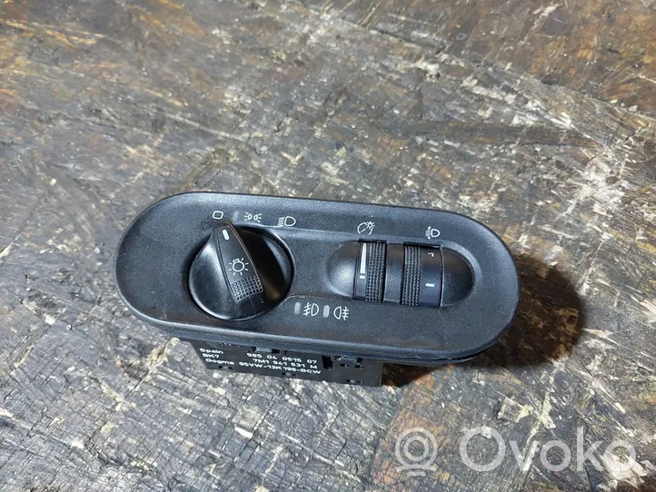 Volkswagen Sharan Light switch 7M1941531M