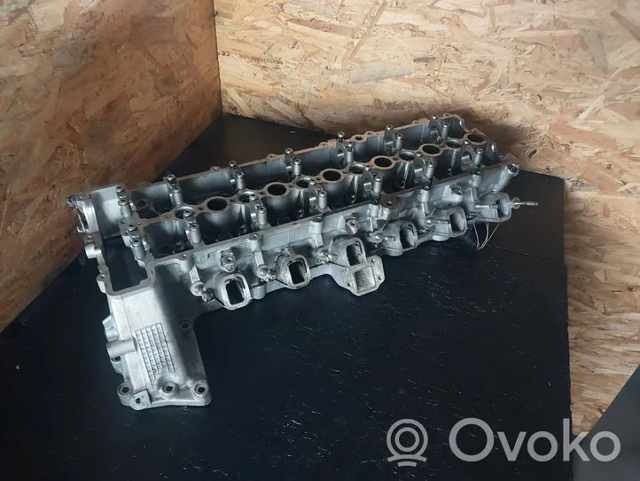 BMW 5 E39 Engine head 22468759