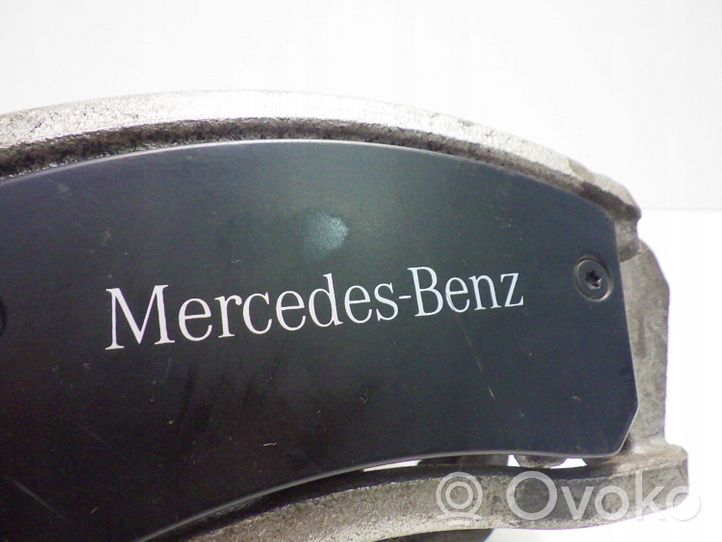 Mercedes-Benz CLA C118 X118 Étrier de frein avant A1774210301