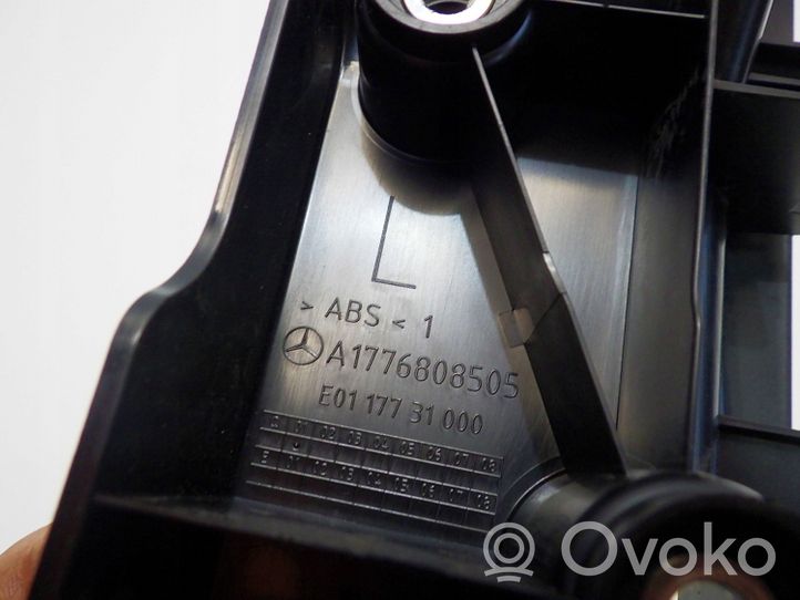 Mercedes-Benz CLA C118 X118 Podpora mocowania półki bagażnika A1776808505