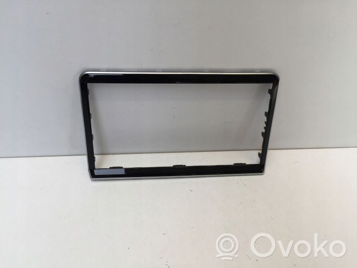 Seat Tarraco Verkleidung Radio / Navigation 5FJ858069