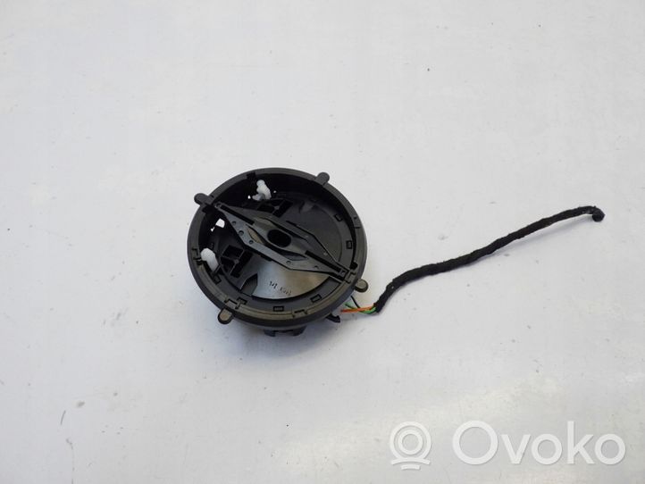 Nissan Qashqai J12 Element lusterka bocznego drzwi przednich 301003