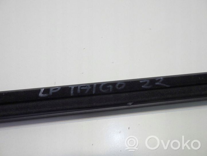 Volkswagen Taigo Rivestimento modanatura del vetro della portiera anteriore 2G4837479