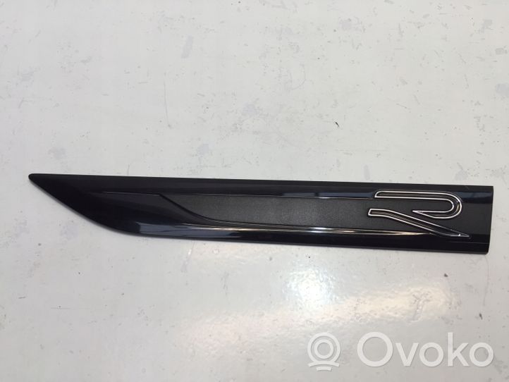 Volkswagen Golf VIII Logo parafango 5H0853699J