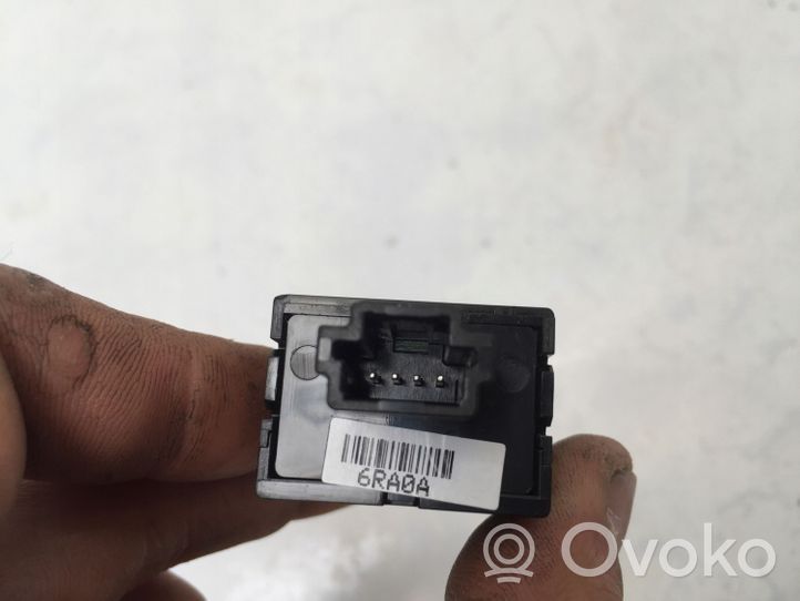 Nissan Qashqai J12 Bouton commande réglage hauteur de phares 6RA0A