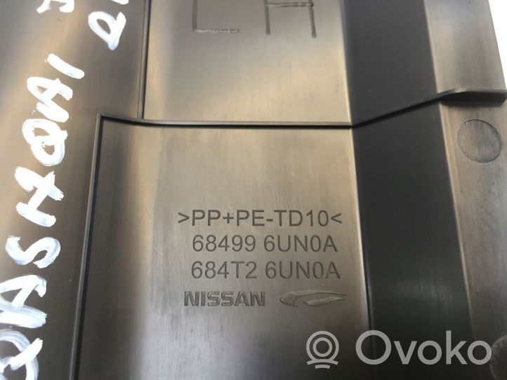 Nissan Qashqai J12 Kojelaudan sivupäätyverhoilu 684996UN0A