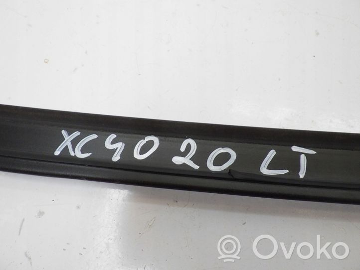 Volvo XC40 Inna część podwozia 31864029