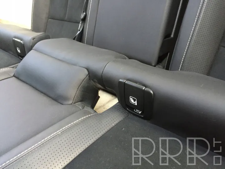 Volvo XC40 Seat set 