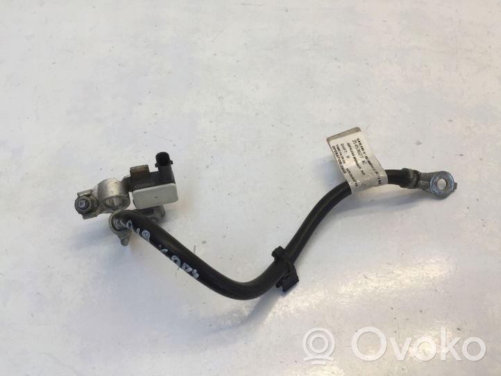 Volvo XC40 Minus / Klema / Przewód akumulatora 31652688