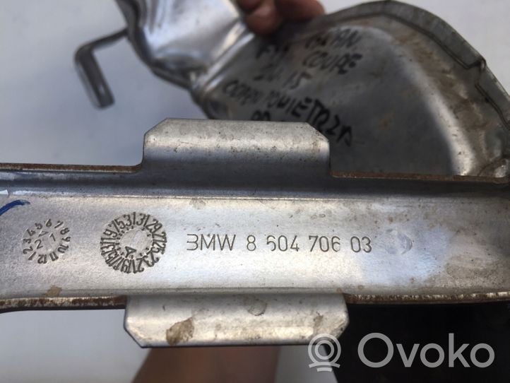 BMW 2 F44 Oro paėmimo kanalo detalė (-ės) 8604706