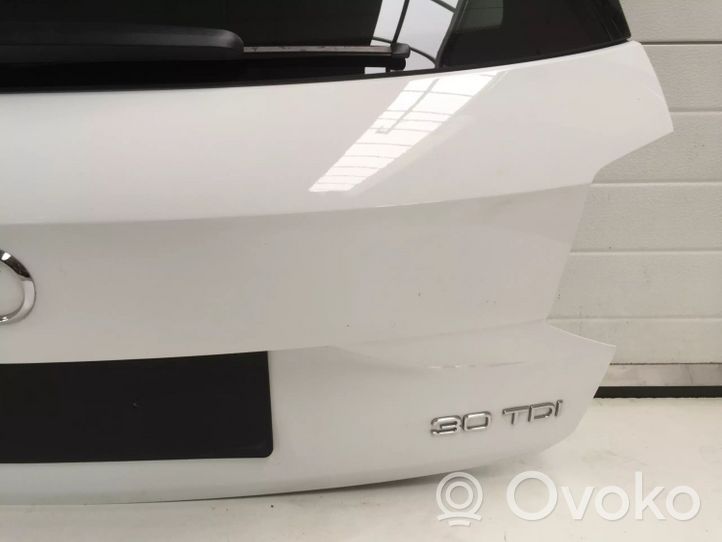 Audi Q2 - Takaluukun/tavaratilan kansi 