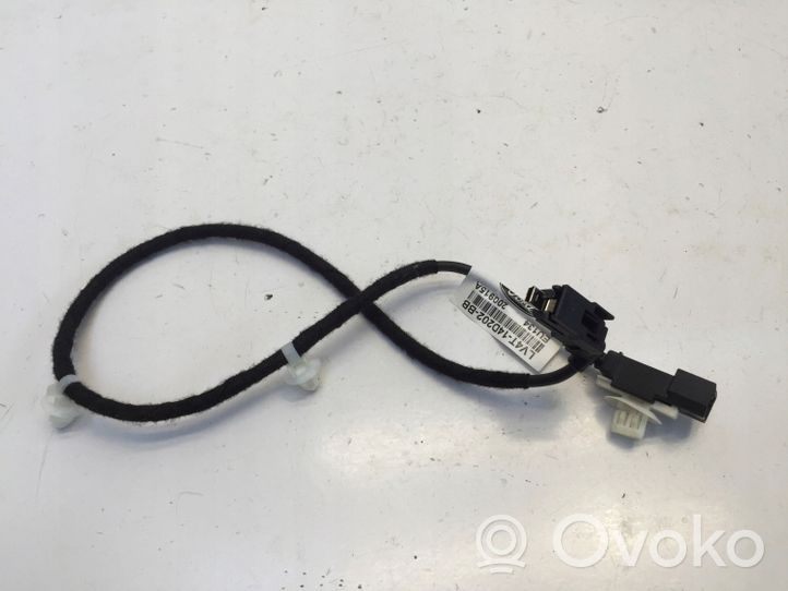 Ford Kuga III Connecteur/prise USB LV4T14D202BB