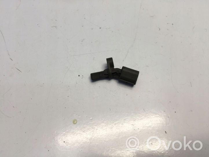 Skoda Scala Pakaļējais bremžu ABS sensors 10071164323