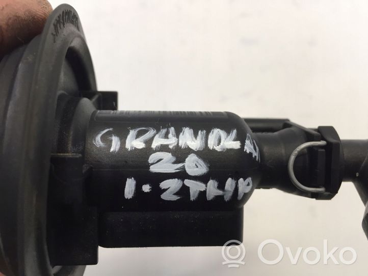 Opel Grandland X Clutch master cylinder 9809426080