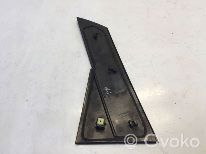 Honda Jazz IV GR Rivestimento modanatura del vetro della portiera posteriore 72721TZAJ01M1