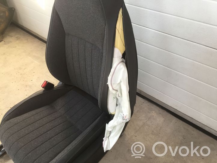 Honda Jazz IV GR Fotel przedni kierowcy 