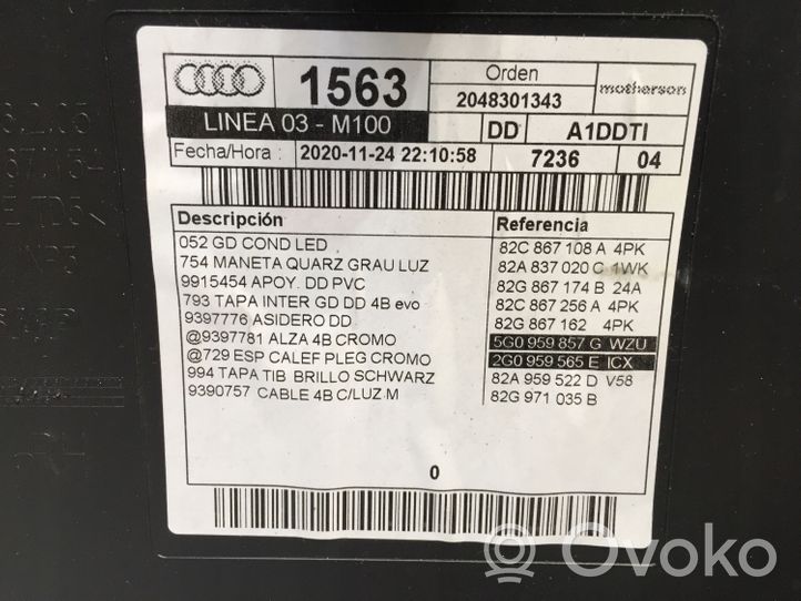 Audi A1 Apmušimas priekinių durų (obšifke) 82G867134