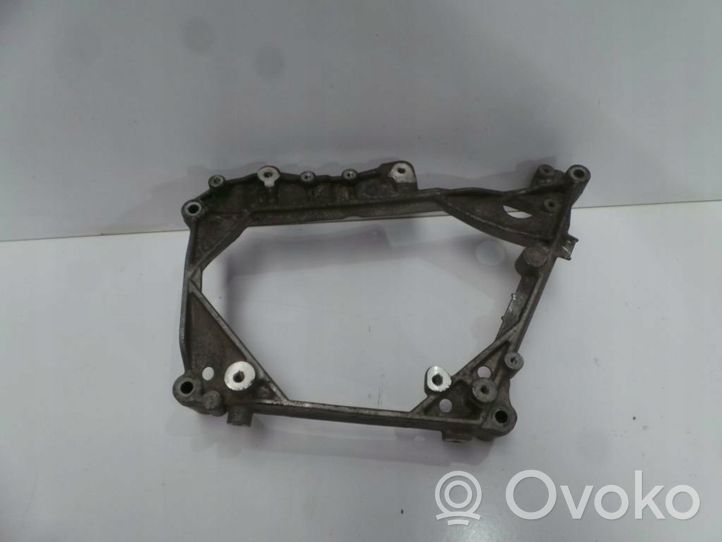 Volkswagen Transporter - Caravelle T6 Engine mounting bracket 04L145160C