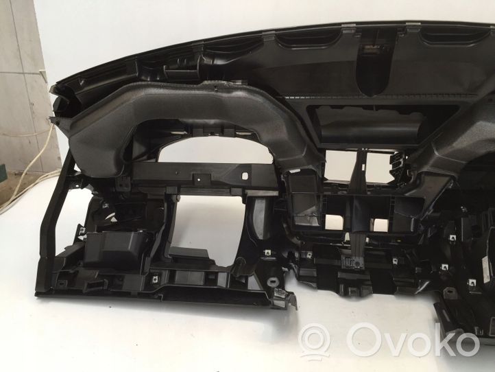 Seat Tarraco Armaturenbrett Cockpit 5FK857255