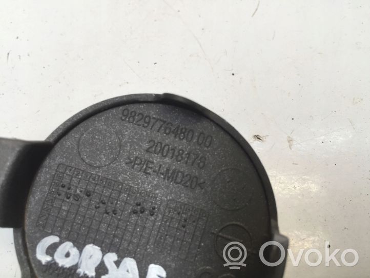 Opel Corsa F Zaślepka haka holowniczego zderzaka tylnego 9829776480