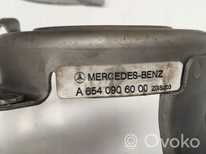 Mercedes-Benz B W247 Support pompe injection à carburant A6540787500