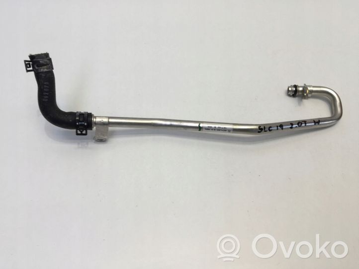 Mercedes-Benz SLC R172 Tubo flessibile del liquido di raffreddamento del motore A2742001851