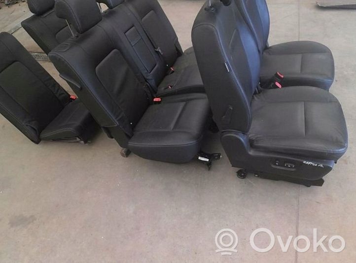 Chevrolet Captiva Seat set 212121