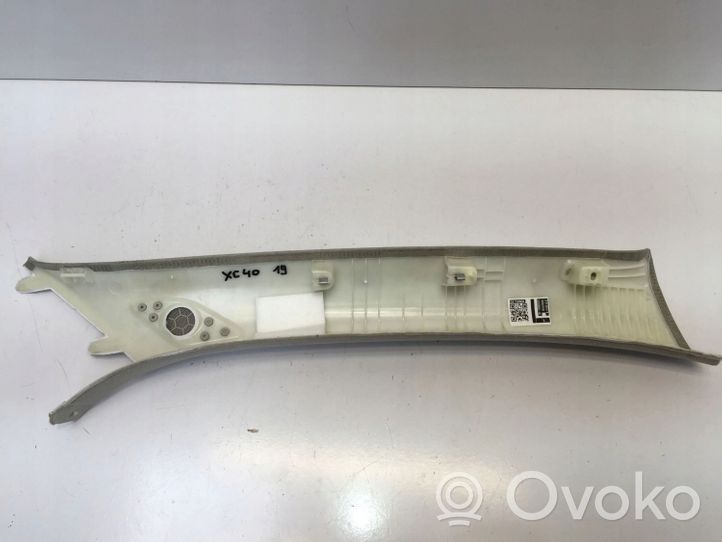 Volvo XC40 Rivestimento montante (A) 32244569