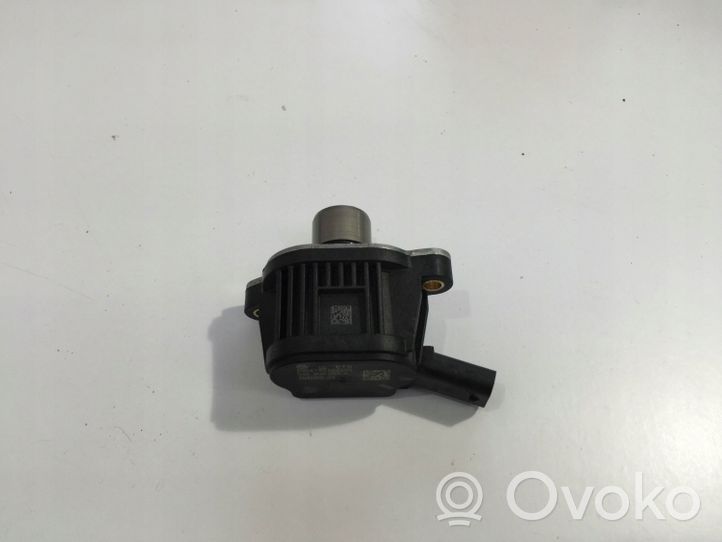 Volkswagen Golf VII Zawór sterujący / Ustawienia wałka rozrządu 04E906048A