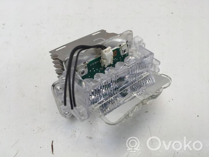 Mercedes-Benz GLA H247 Element lampy przedniej 20874930